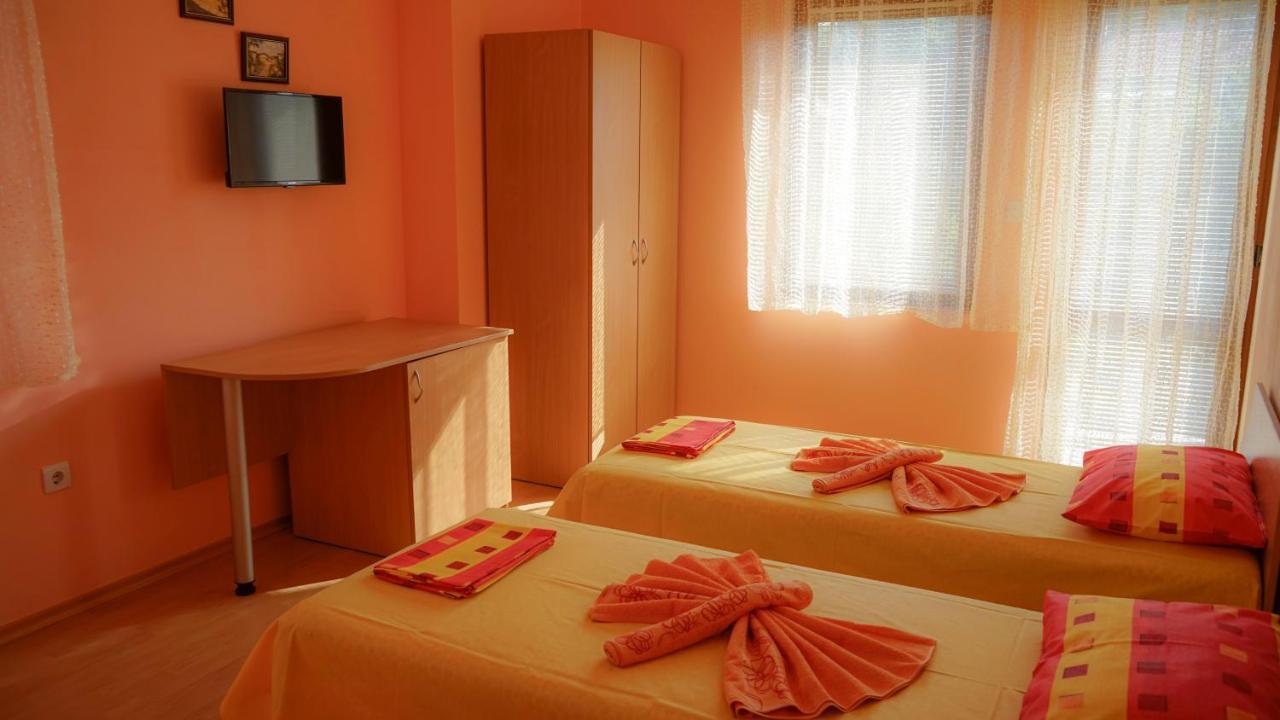 Tatyana Guest House Byala  Buitenkant foto